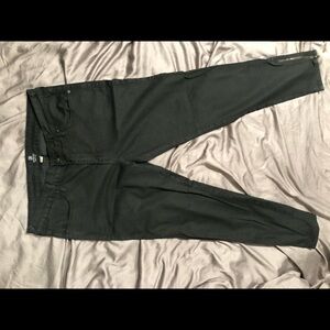 Just Black ankle zip jeans size 31